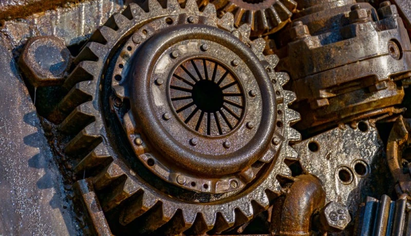 Recuperação e substituição de peças agrícolas: Diferenças e como escolher a melhor solução